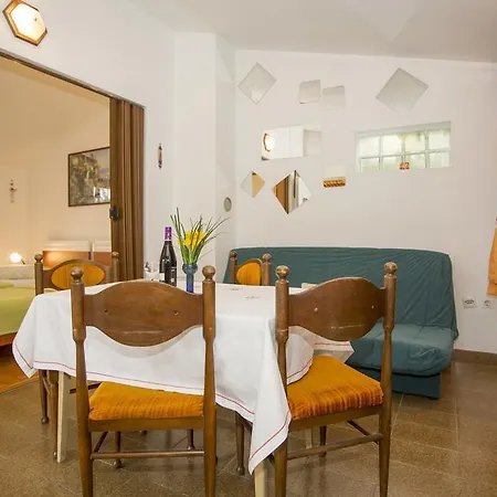 1618 Apartman *